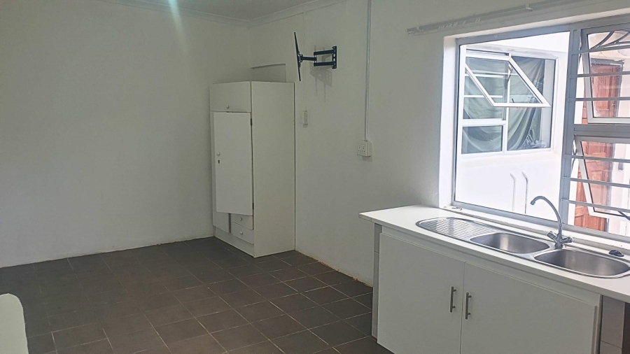 To Let 0 Bedroom Property for Rent in Kensington Western Cape